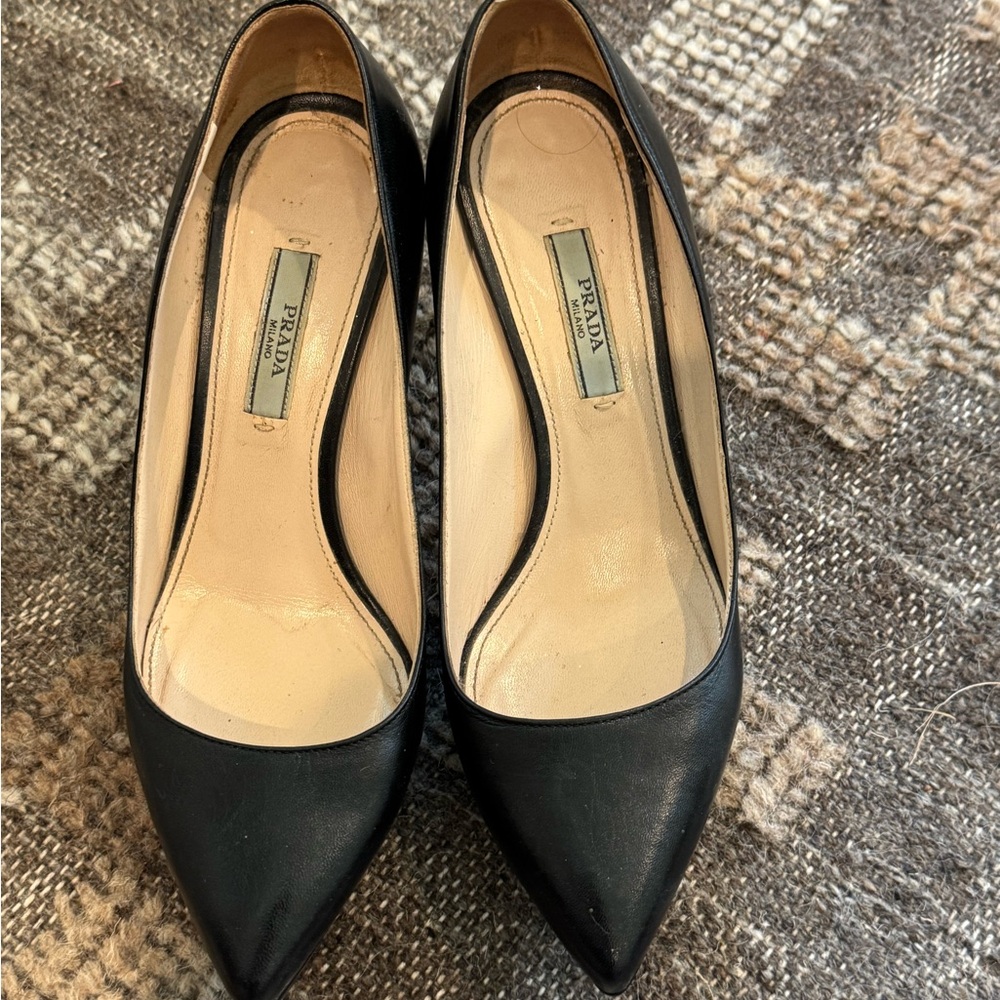 Prada Black Pointed-Toe Heels Timeless Elegance